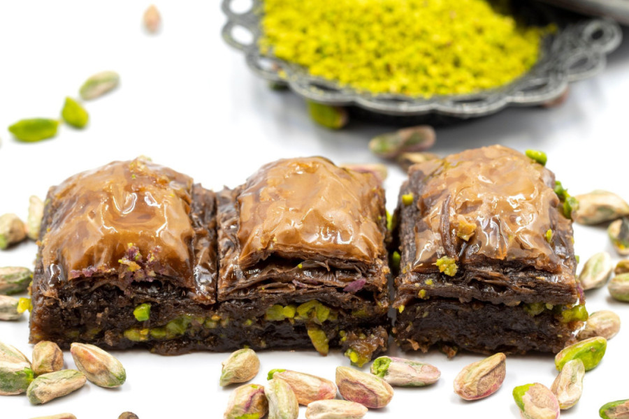 Proslavite Svetski dan baklave uz ukusan turski klasik! Od carskih kuhinja do modernih trpeza