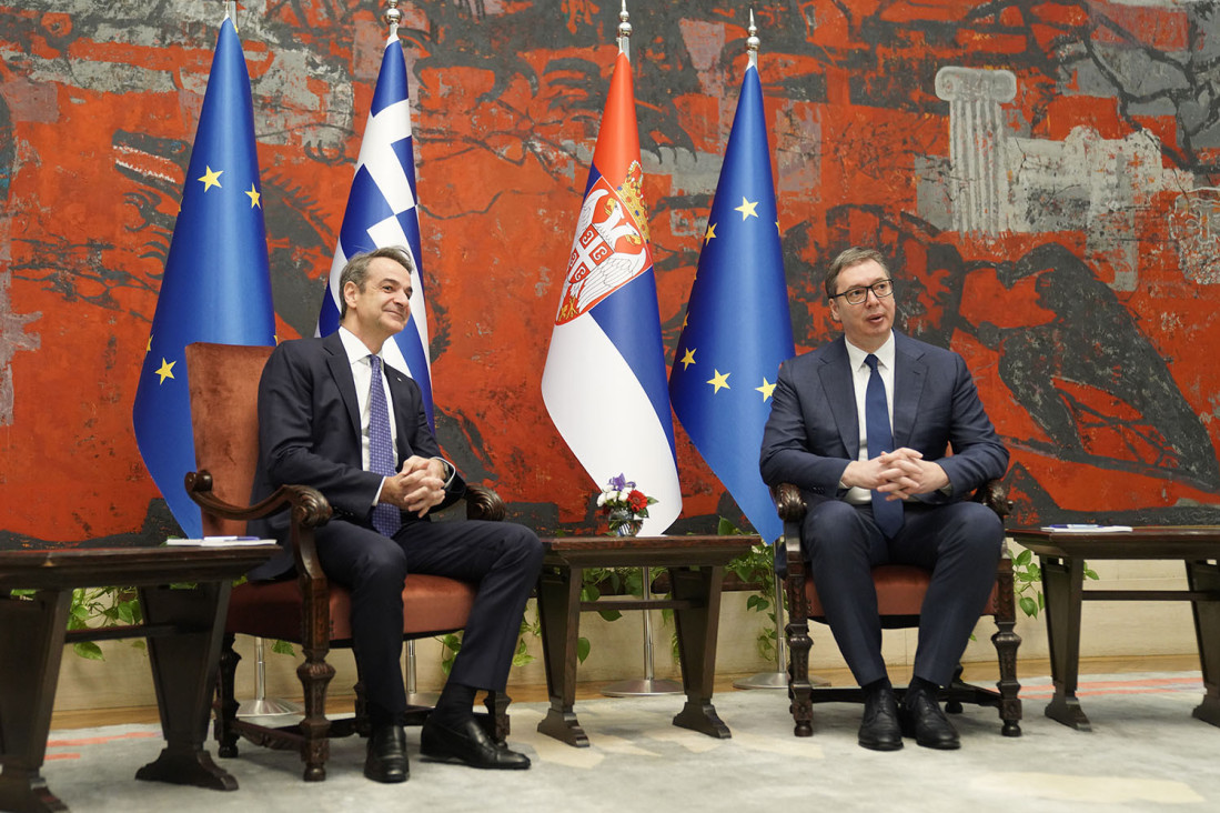 Vučić dočekao Micotakisa ispred Palate Srbije: Nakon tet-a-tet sastanka slede plenarni susreti delegacija