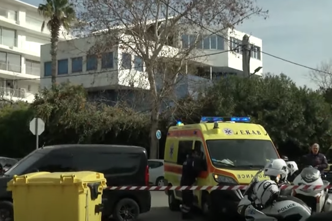 Pucnjava  u Atini: Otvorio vatru u bivšoj firmi, pa se ubio! Troje mrtvih (VIDEO)