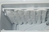 Znamo najbolji način da sprečite stvaranje leda u frižideru: Jedna namirnica potpuno menja igru