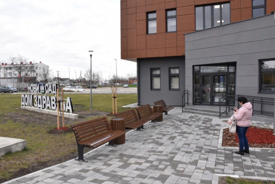 Otvorena ambulanta na Vidovdanskom naselju- Đurić: Za 17.000 stanovnika na raspolaganju 11 lеkara (FOTO/VIDEO)