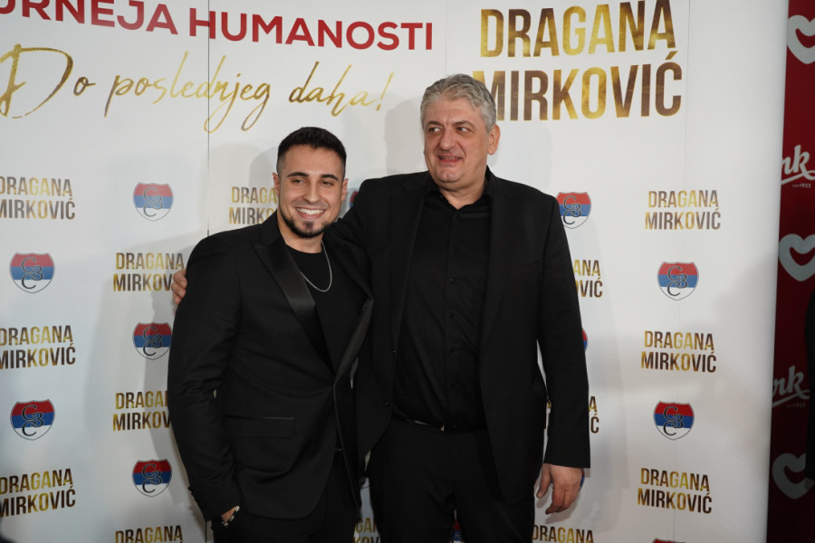 Marko otpratio oca sa Instagrama: Posle razvoda roditelja stao na Draganinu stranu?