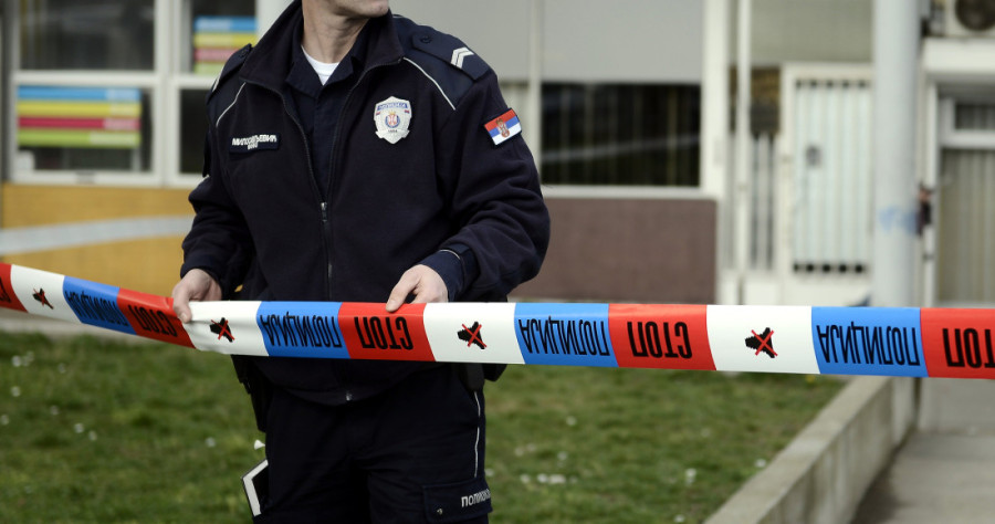 Hitna reakcija policije: Uhapšen muškarac, u autu skrivao 10 kilograma narkotika!