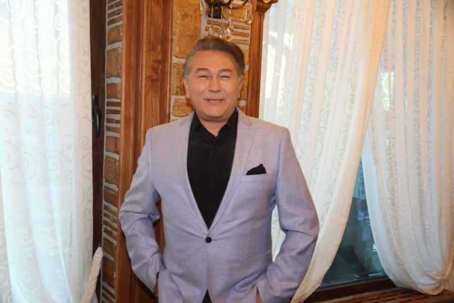 Halid Muslimović o bivšoj ljubavnici! Pevač otvorio dušu