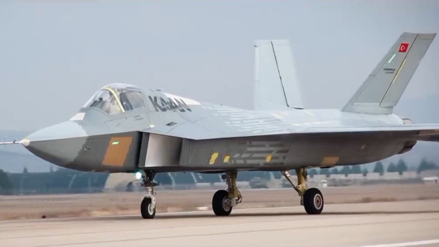 Prvi turski borbeni avion uspešno završio početni let: Pogledajte kako izgleda ovaj superlovac! (FOTO)