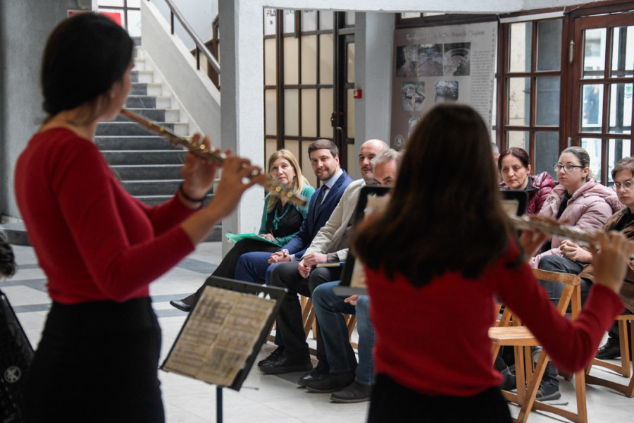 Ministar Đerlek u Negotinu: Za renoviranje Doma kulture 2,5 miliona dinara