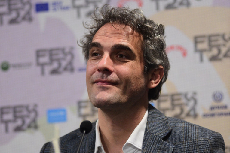 Emotivna ispovest Raše Bukvića o poslednjim nedeljama života njegove bake: Posvetio joj je film u kom igra Mira Banjac (FOTO)