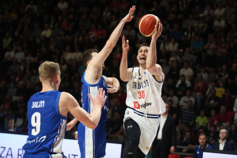 Orlovi uspešno poleteli ka Evrobasketu! Srbija furioznom serijom slomila uporne Fince!