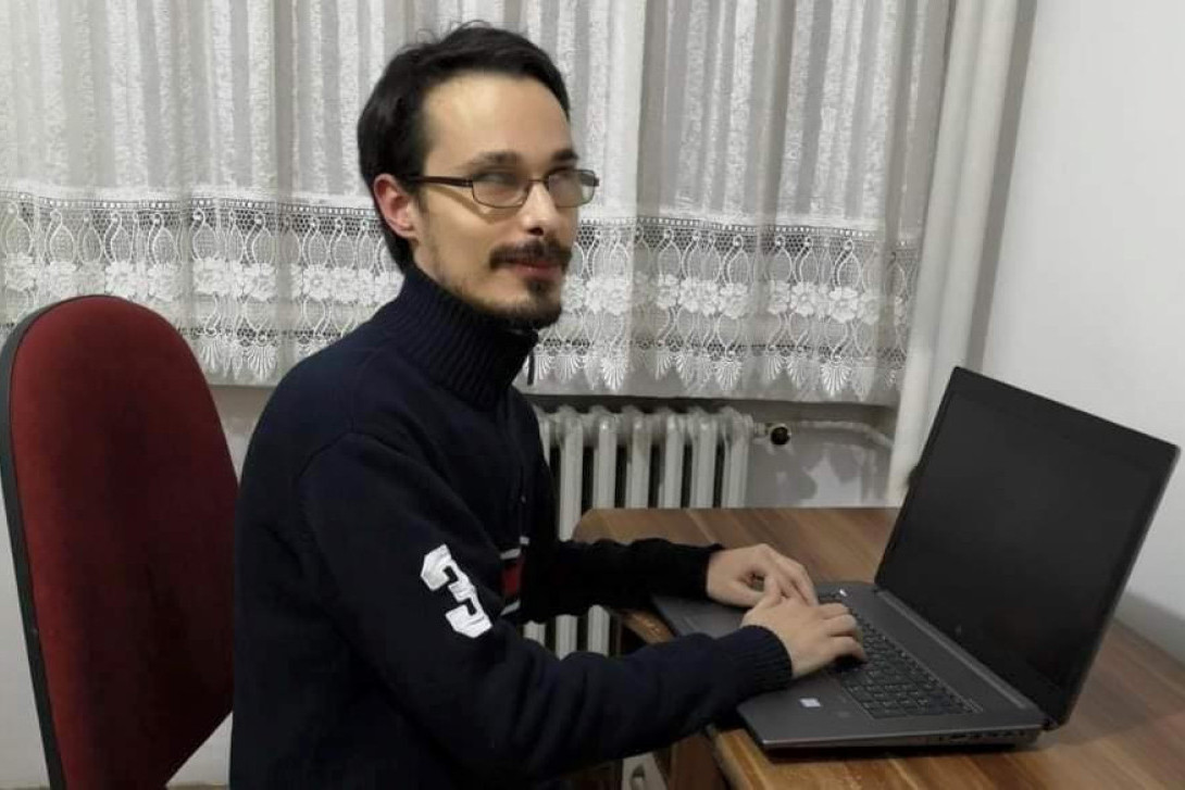 Srbin slep brani FBI od hakera: Slobodan Brkić - stručnjak za sajber bezbednost, poliglota, pravoslavni misionar koji se druži sa Japancima