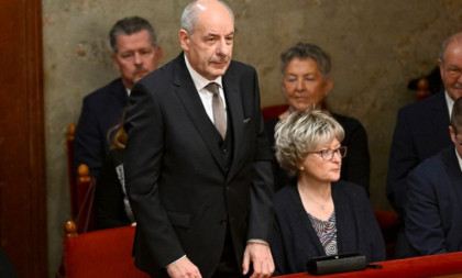 Šuljok potpisao sopstveni odlazak sa funkcije: Usvojen amandman koji mu prekida mandat