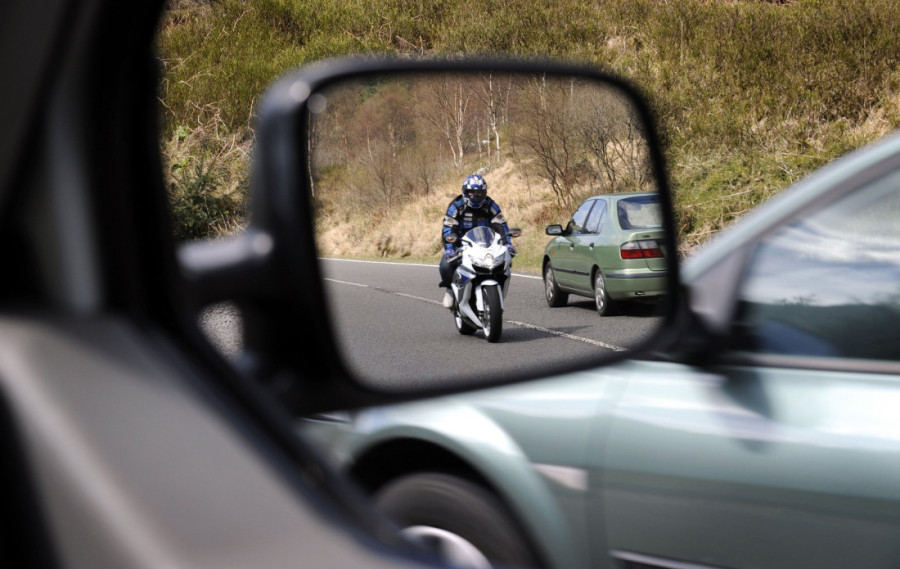 Ima poginulih! Teška saobraćajka na putu Šabac - Ruma, stravične fotografije pokazuju sav užas! (FOTO)