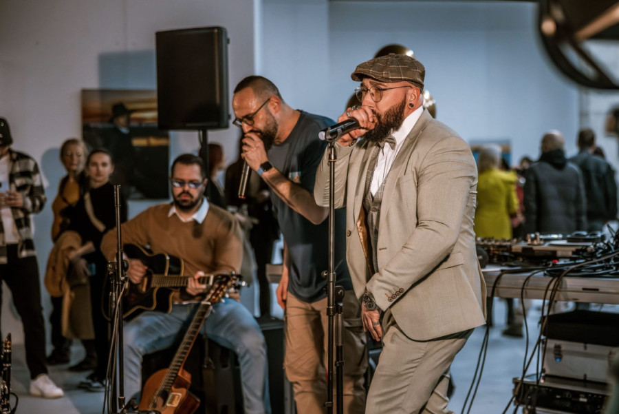 Sarme na otvaranju, Ivana Španović na zatvaranju: Spektakularna izložba fotografija Marka Obradovića (FOTO)