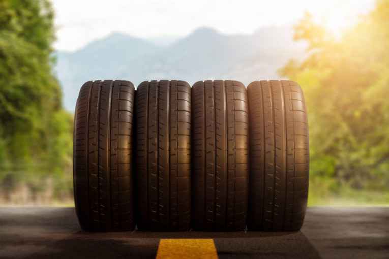 Revolucija na točkovima: Zimska guma sa automatskim šiljcima koji se aktiviraju na mrazu (FOTO/VIDEO)