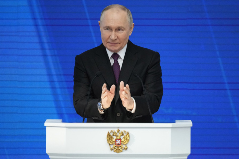 Ankete pokazuju: Putin bi mogao da osvoji 82 odsto glasova