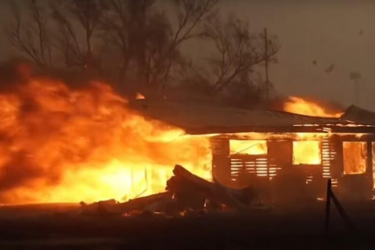 Evakuisana fabrika nuklearnog oružja: Opšti haos u Teksasu, ovakav požar se ne pamti!