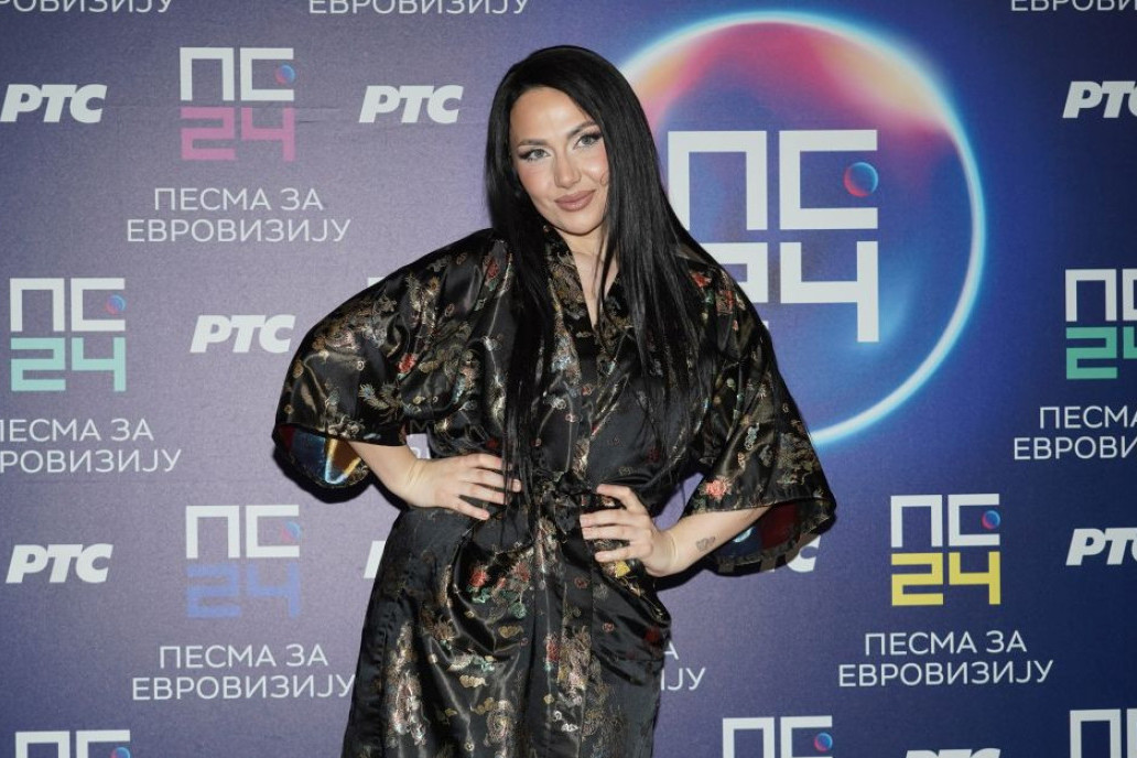 "Ova pesma je izlazak iz najtužnijeg period mog života": Zorja Pajić je pre dve godine učestvovala na PZE, a onda nestala sa scene