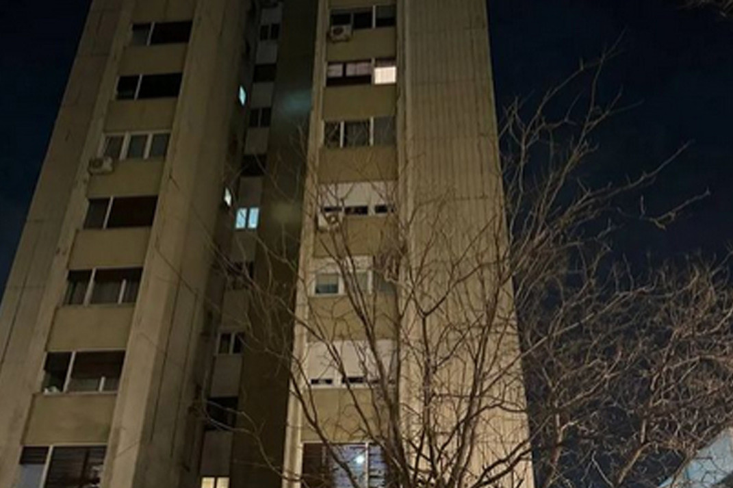 Ubili decu, pa skočili sa zgrade! Stravični detalji dvostrukog samoubistva u Novom Sadu (FOTO)