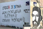 Vračarci čestitali rođendan predsedniku Vučiću: Srbija je večna dok su joj deca verna (FOTO)