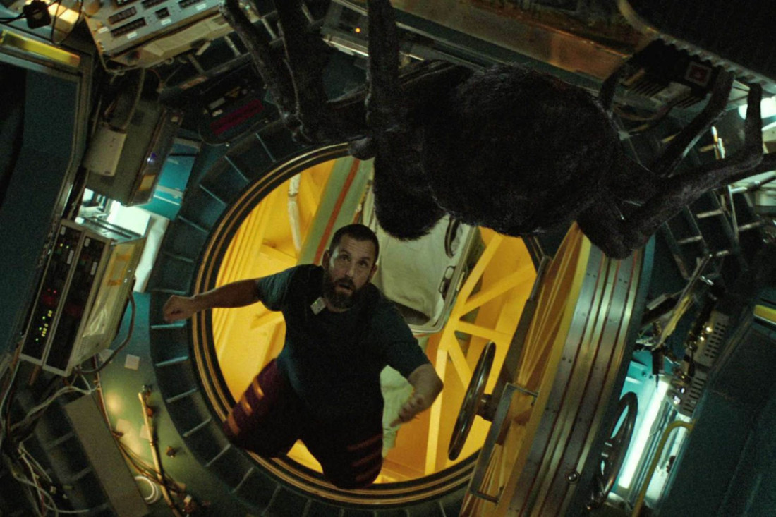 Korisnici Netfliksa tvrde da je ovo najgori film Adama Sandlera: "Zaspao sam gledajući ga" (FOTO/VIDEO)