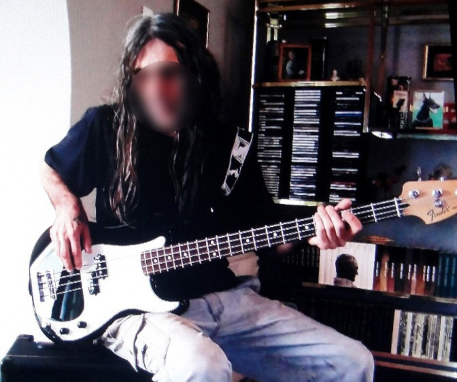 Pogledajte kako ljubi fatalna plavuša iz Iriga: Ovo se događalo u porodičnom domu Veludina pre nego što je ubio Zorana (FOTO)