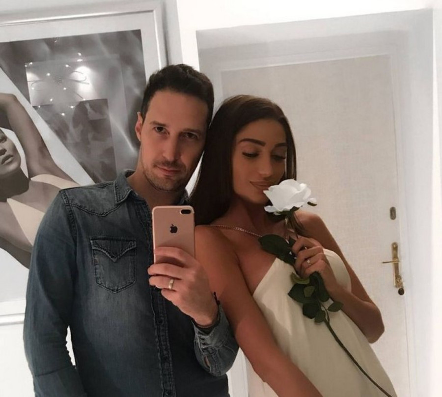 Celo kupatilo na otvorenom: Žena Peđe Jovanovića se baškari na Maldivima, ovako nešto niste videli (FOTO)