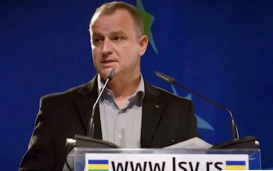 Sramno: Ludilo u Novom Sadu mora da stane – juče srpska zastava i most, danas crkva i sveštenici, sutra ste na redu možda vi!