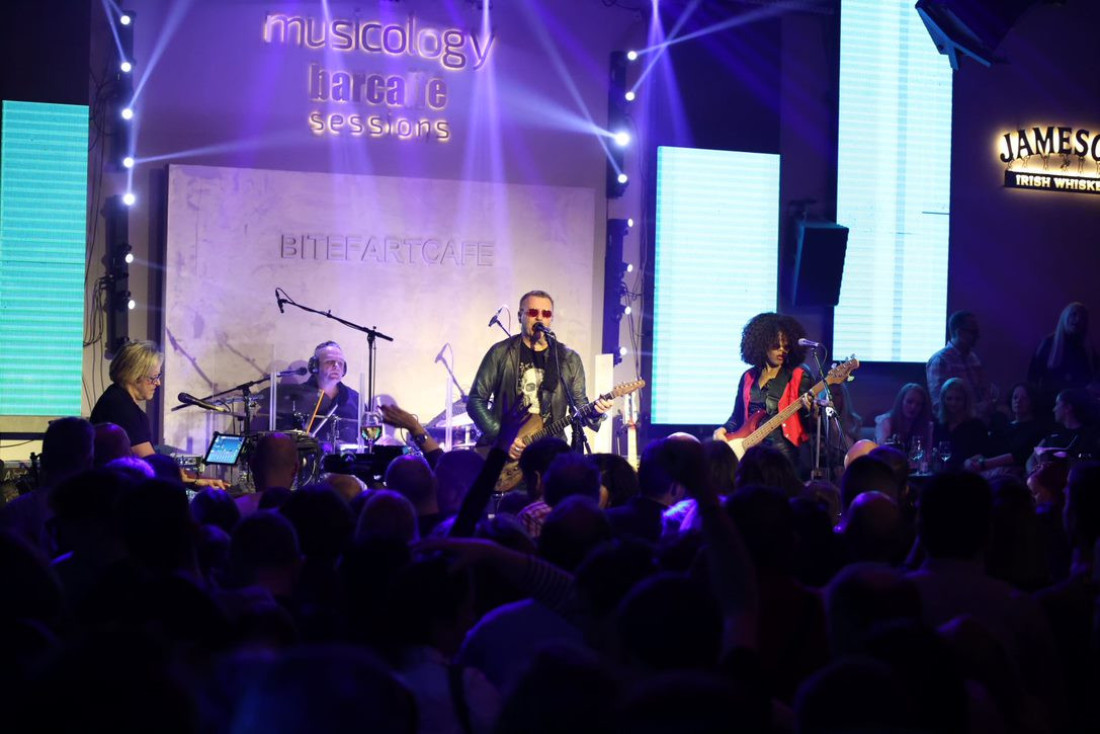 Van Gogh predstavio novog člana benda: Ovo niko nije očekivao (FOTO)