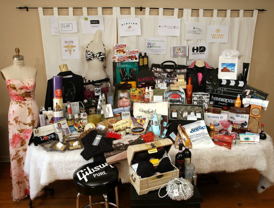 Dobili Oskara ili ne, nominovani kući nose poklon paket od 178.000 dolara! Ali - nije sve za džabe (FOTO)