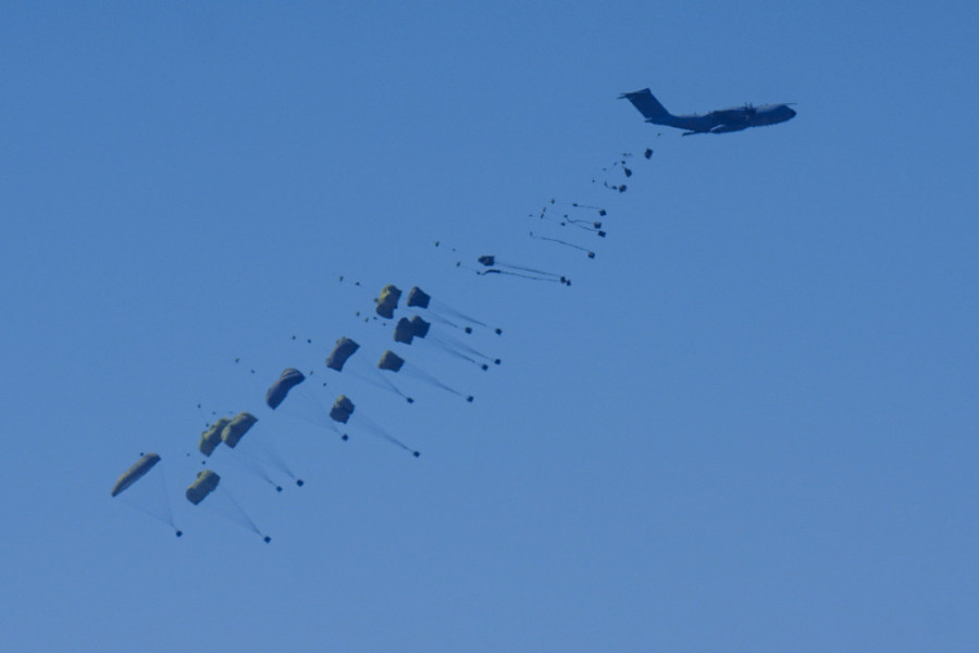 RAT NA BLISKOM ISTOKU Ubijeno najmanje 14 Palestinaca u vazdušnom napadu na izbeglički kamp; Izrael spreman za eventualni iranski napad