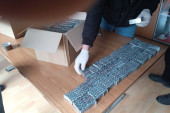 Velika zaplena i hapšenje na Bačkom Bregu: U 32 kutije spakovano 854.595 različitih tableta sa liste psihoaktivnih! (FOTO)