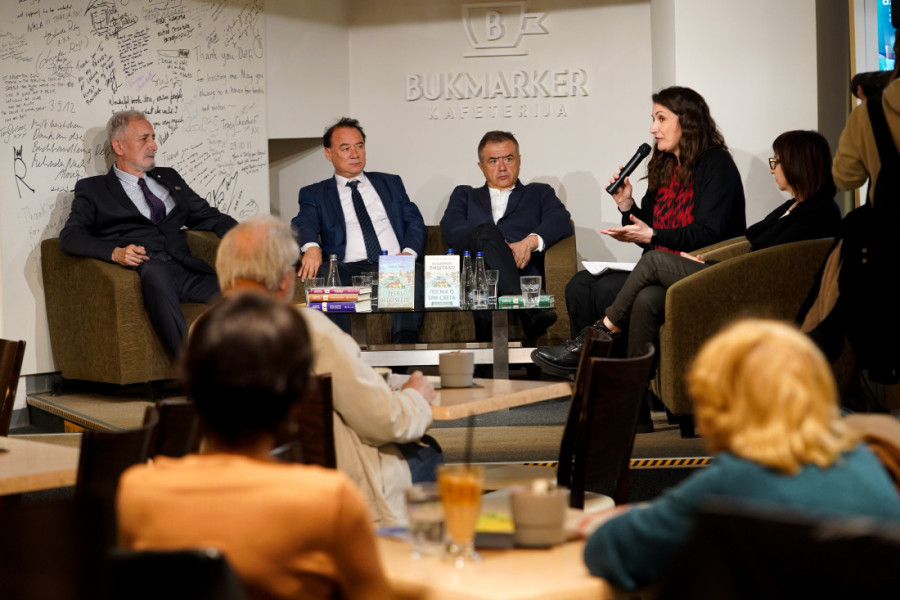 Vladimir Pištalo predstavio roman "Pesma o tri sveta": Pitali su me da li mi je bilo nezgodno da pišem iz pozicije žene (FOTO)