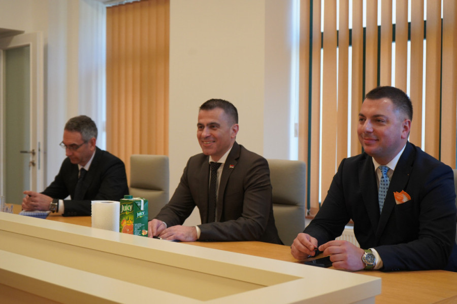 Milićević posetio Srbe u Kninu: Upoznao građane sa projektima Vlade Srbije usmerenim ka sunarodnicima u dijaspori