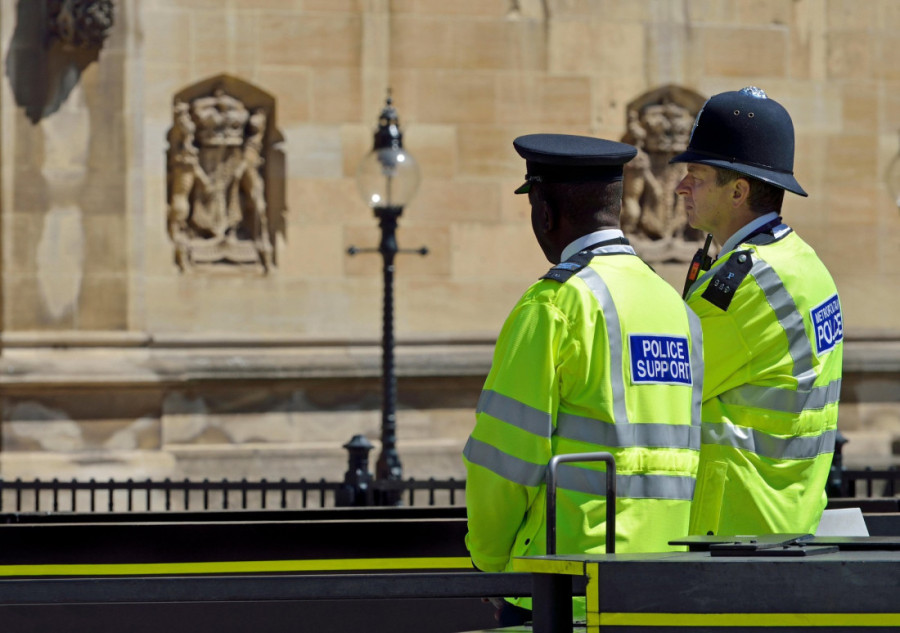 Samo u Britaniji: Iranac izbegao deportaciju zato što je "krijumčar seks igračaka"