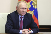 Putin stigao u svoj izborni štab u Moskvi: Postoje uslovi za dalji razvoj kako bi Rusija bila jača, čvršća i efikasnija!