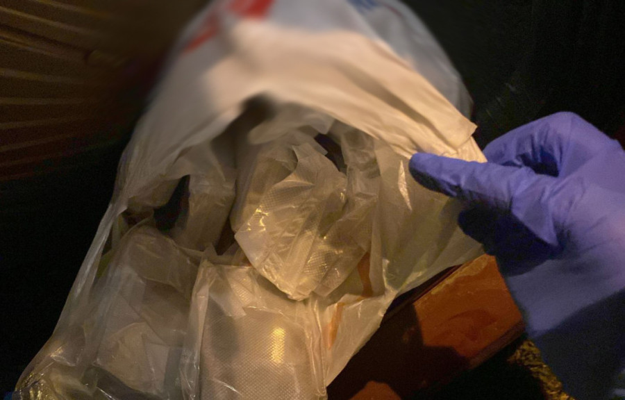 Dileri uhvaćeni u Vrčinu: U kolima pet kilograma heroina i veća suma novca! (FOTO)