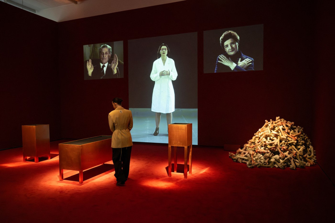 Brojanje pirinča sa Marinom Abramović: Kraljica performansa otvara najveću izložbu do sada (FOTO)