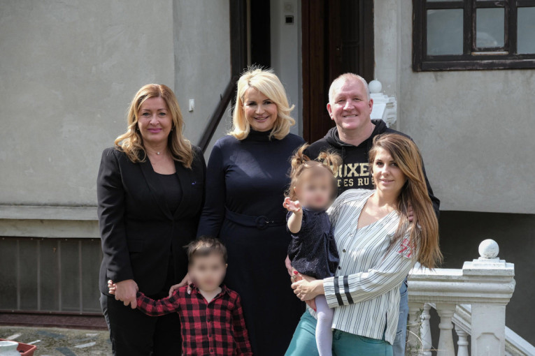 Da se celom Srbijom ori dečija graja i osmesi: Ministarka Kisić obišla porodicu koja je kupila kuću uz subvencije države