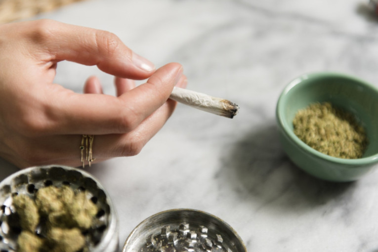 "Narkomanke su veće manipulatorke nego muškarci koji se drogiraju": Evo ko dobija starateljstvo nad decom kod roditelja narkomana