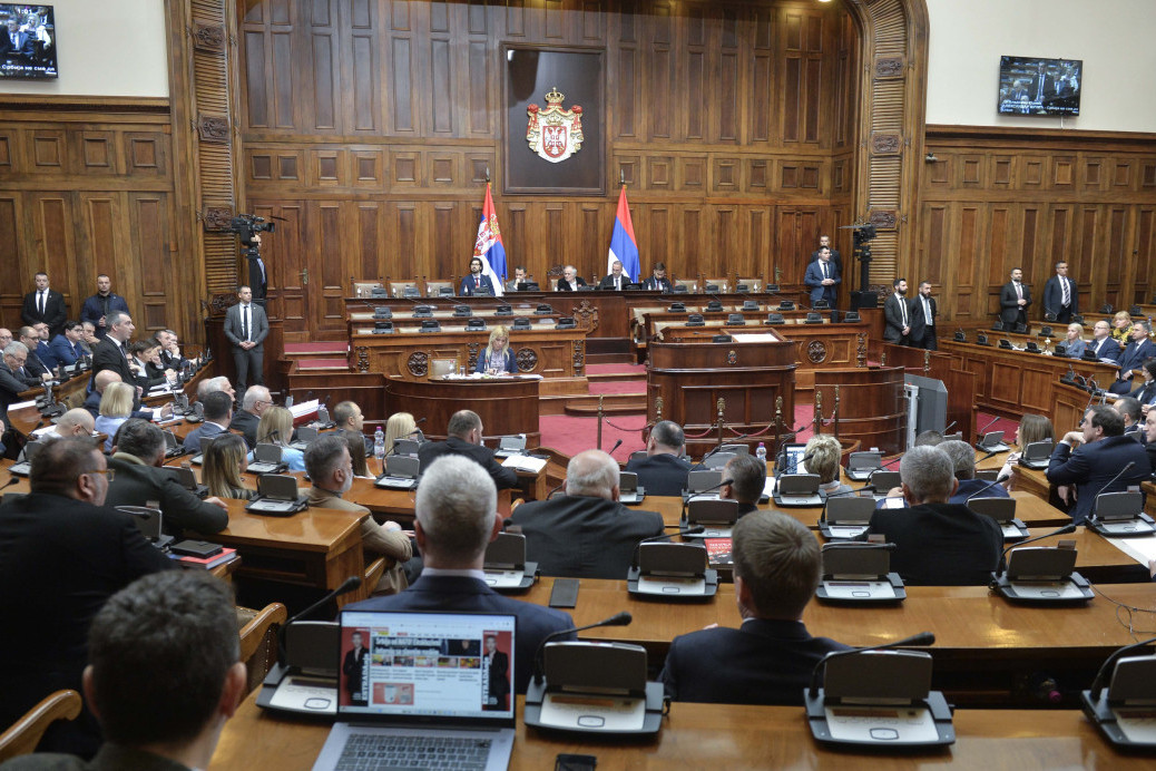 Završena rasprava poslanika Skupštine Srbije: Glasanje zakazano za sutra u 10 časova
