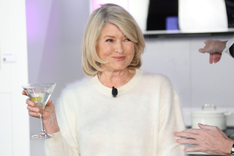 Marta Stjuart pokazala kako jede bagel, a internet poludeo: „Ovo je neprihvatljivo“