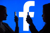 Bockanje na Fejsbuku ponovo postaje kul: Koga ćete danas da "poukujete"