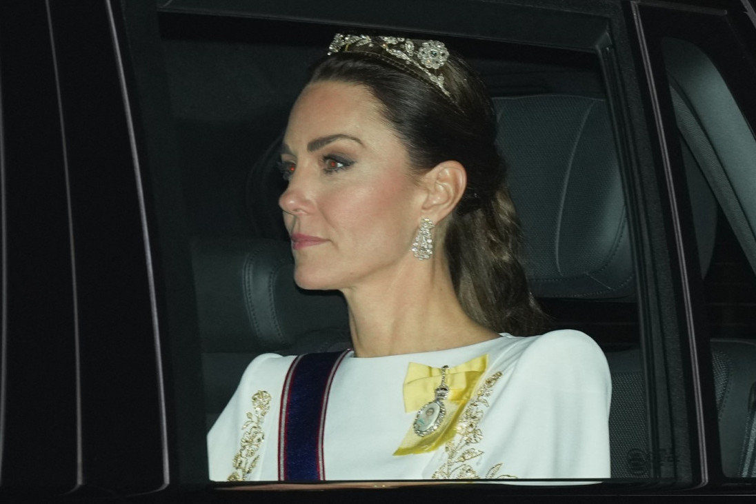 Simbolična poruka na videu princeze Kejt: Ovaj detalj krije važnu simboliku, a stručnjaci pominju i kraljicu Elizabetu (VIDEO)