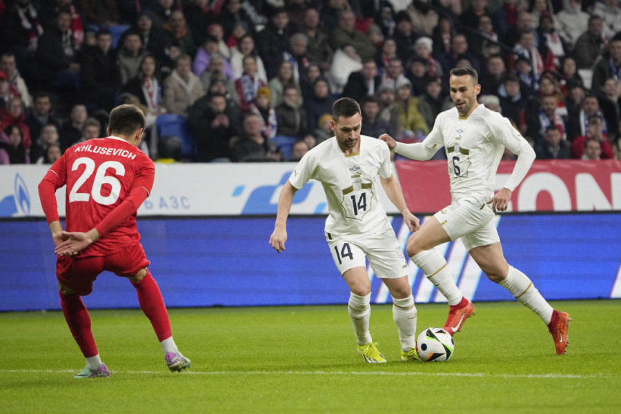 Srbija deklasirana u Moskvi sa 4:0! Sve je krenulo nizbrdo posle crvenog kartona Gajića! (FOTO/VIDEO)