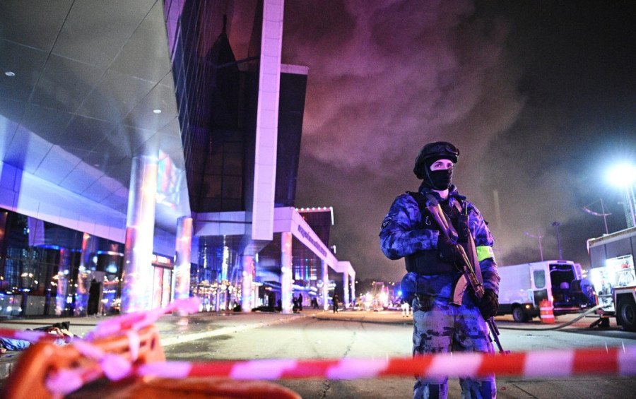 Teroristi koji su izveli napad na Krokus siti hol pobegli u belom renou