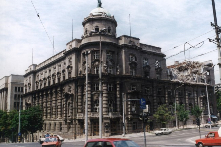 Vlada usvojila predloge za izmenu dva medijska zakona