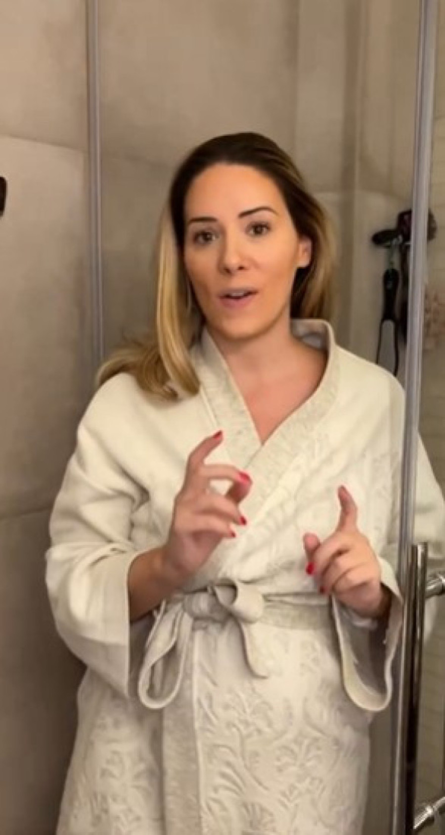 Drži higijenske uloške u zamrzivaču! Milica Kon zgrozila mnoge: Ništa ne curi! (VIDEO)