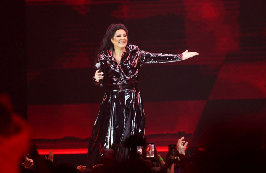 Dragana Mirković prekinula koncert: Pevačica zbog ovoga završila u suzama!