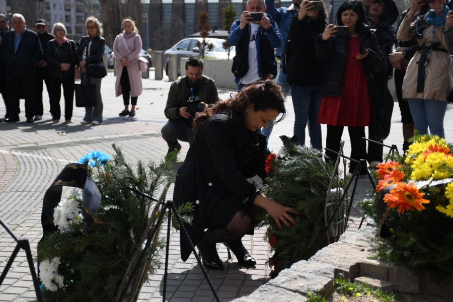 Moćna Evropa i međunarodno pravo umrli su na teritoriji Srbije i Crne Gore: Godišnjica NATO agresije obeležena na KiM