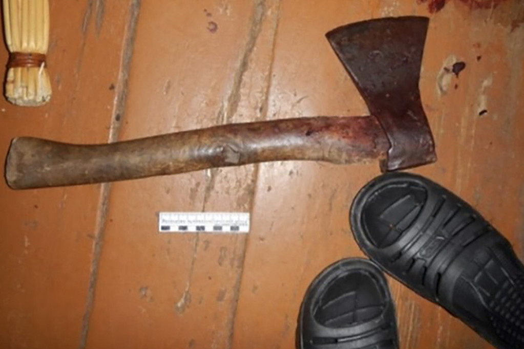 Štek u magacinu: Tone duvana skriveno od carine (FOTO)