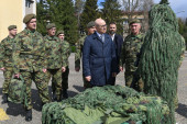 Vučević u Kraljevu: Ministar obišao Drugu brigadu kopnene vojske u kasarni Ribnica (FOTO)